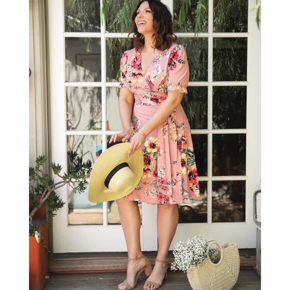 Kiyonna Womens Dress Pink Floral Tuscan Tie Wrap 2X Party Date Night Romantic - Picture 7 of 8